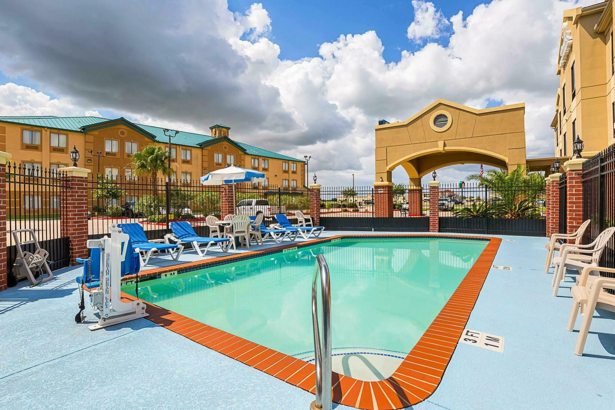 Comfort Inn&Suites Port Arthur-Port Neches Exterior foto